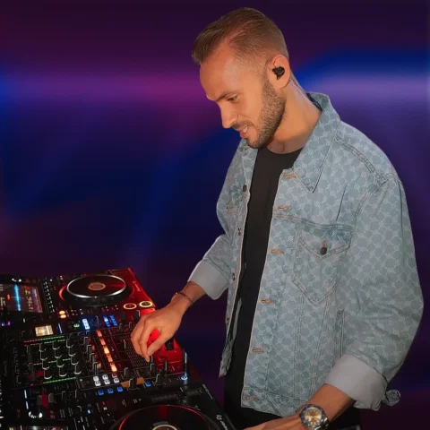 Leroy Sendar Royaal Artists