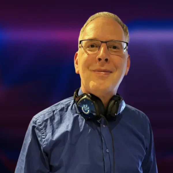 Vinyl dj Carl boek je bij Royaal Artists